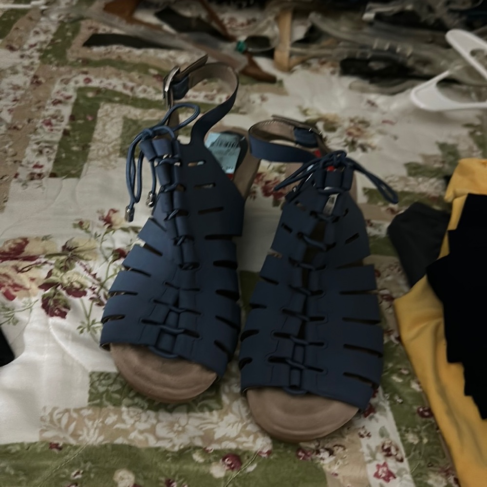 Giani Bernini sandals